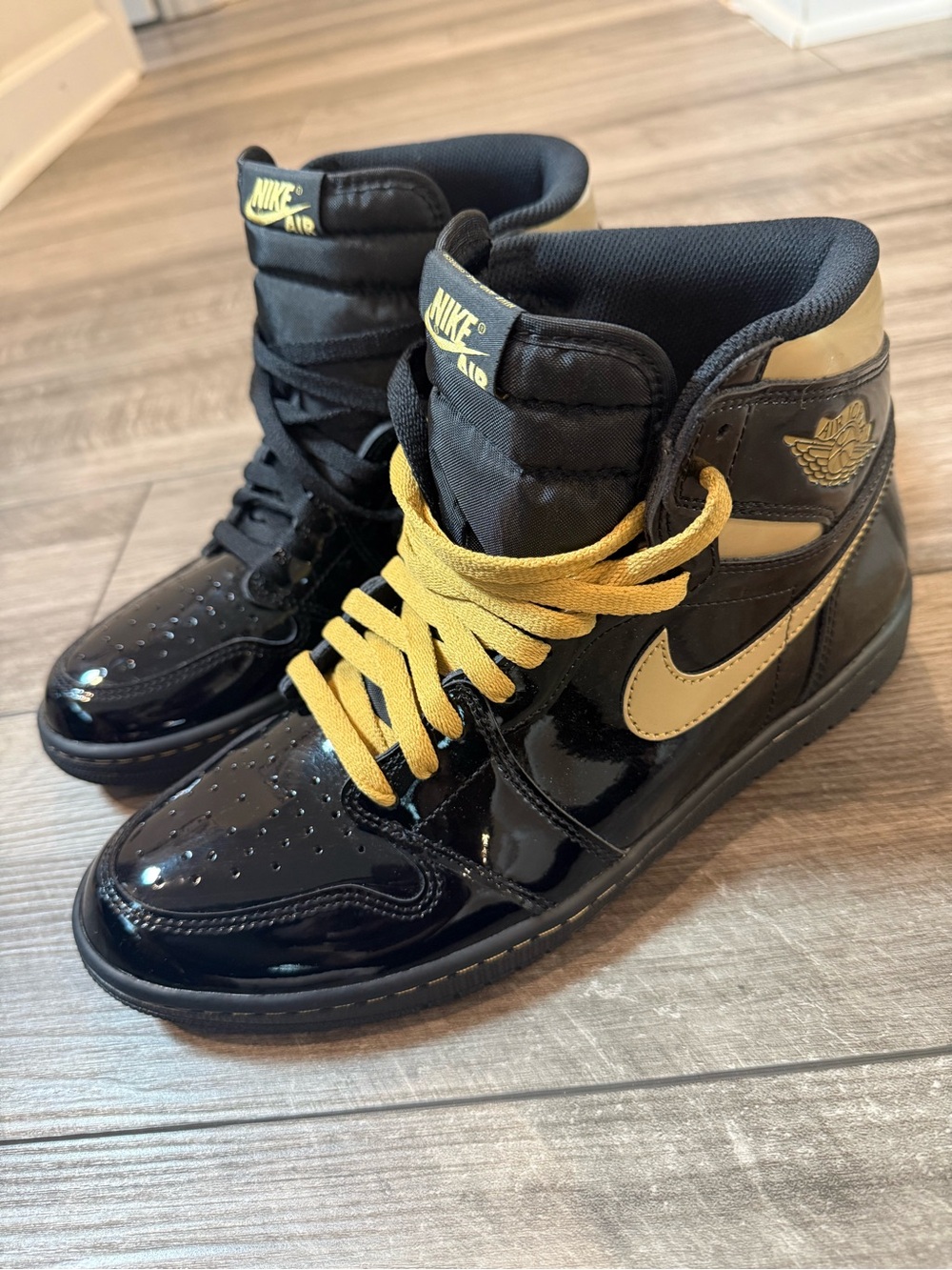 Nike Kids Air Jordan 1 High - Black & Gold